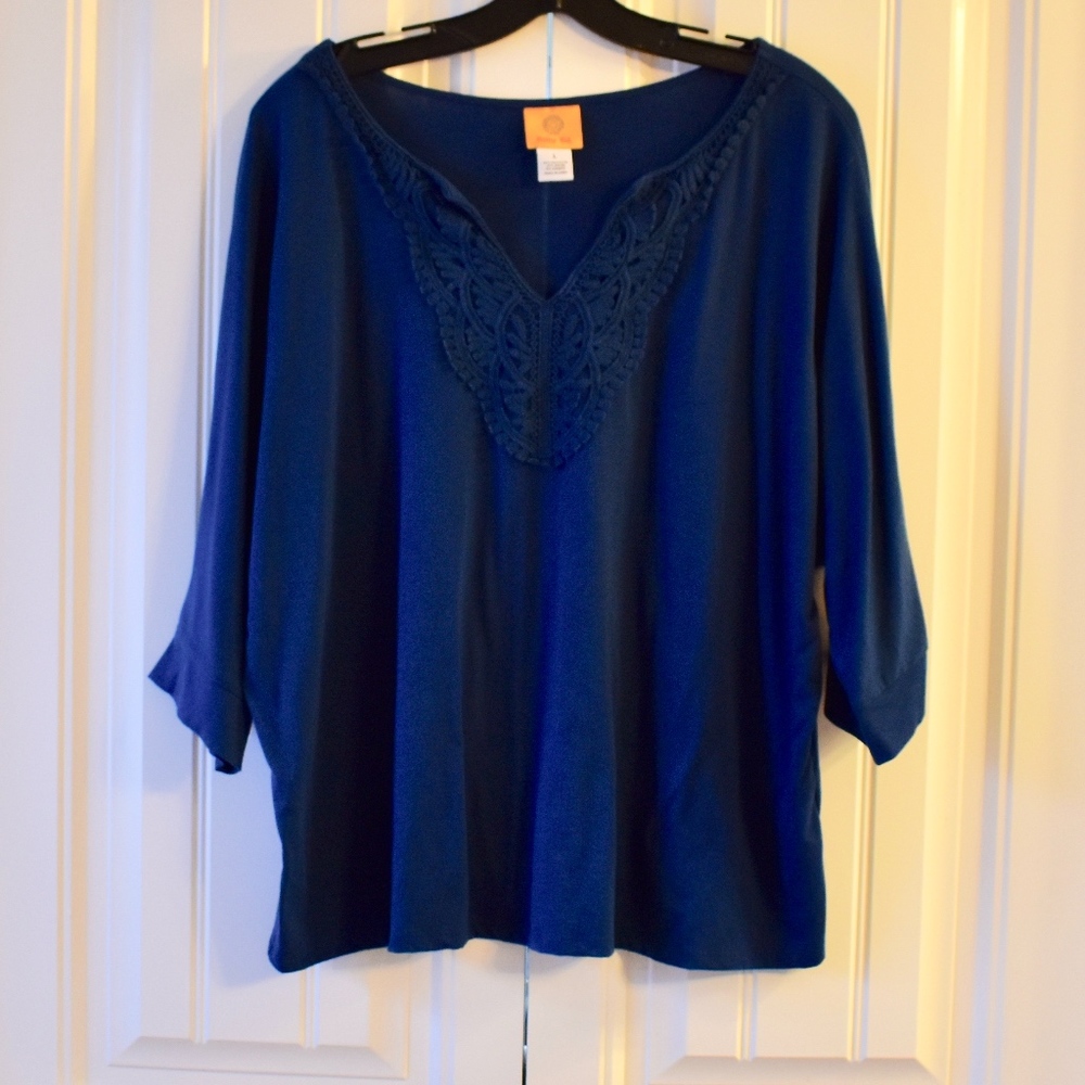 Ruby Rd. Blue top Crochet Accent Size L